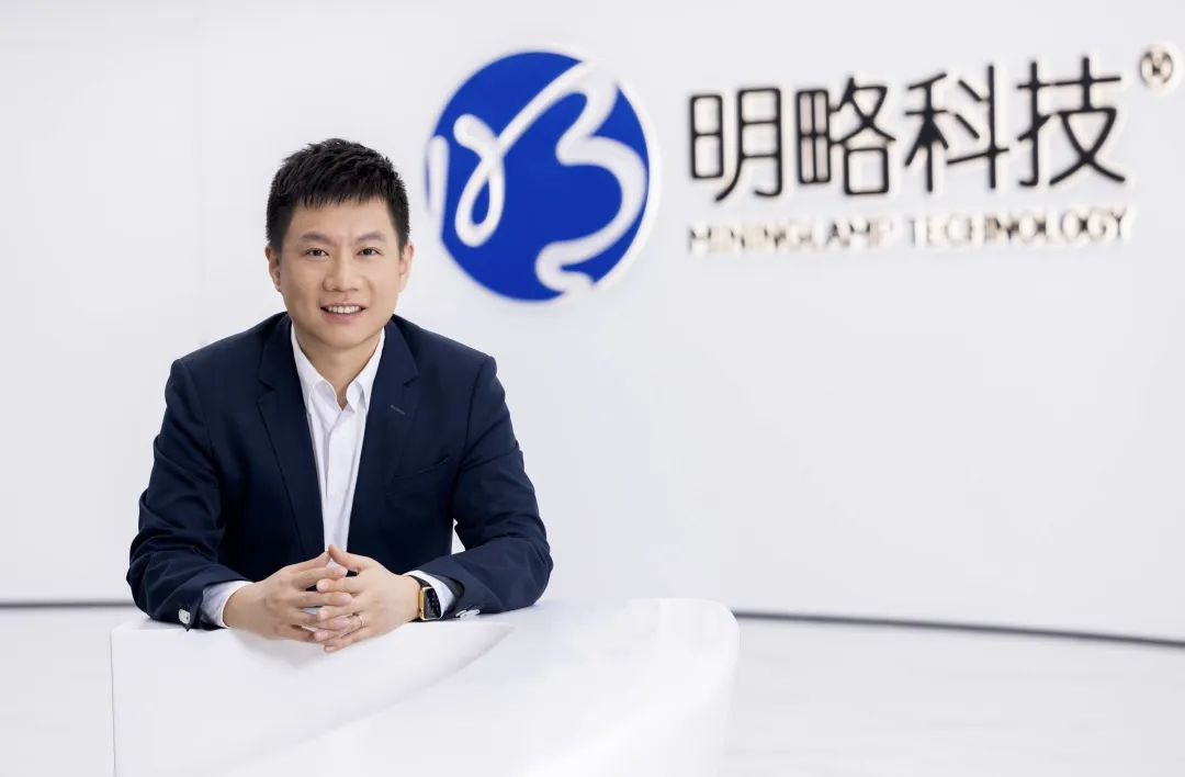 你的企业准备好回答这个问题了吗：2025年，如何用生成式AI实现生产力提升？
